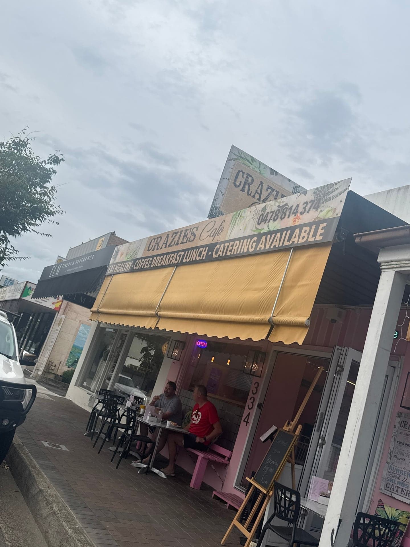 CRAZIES cafe