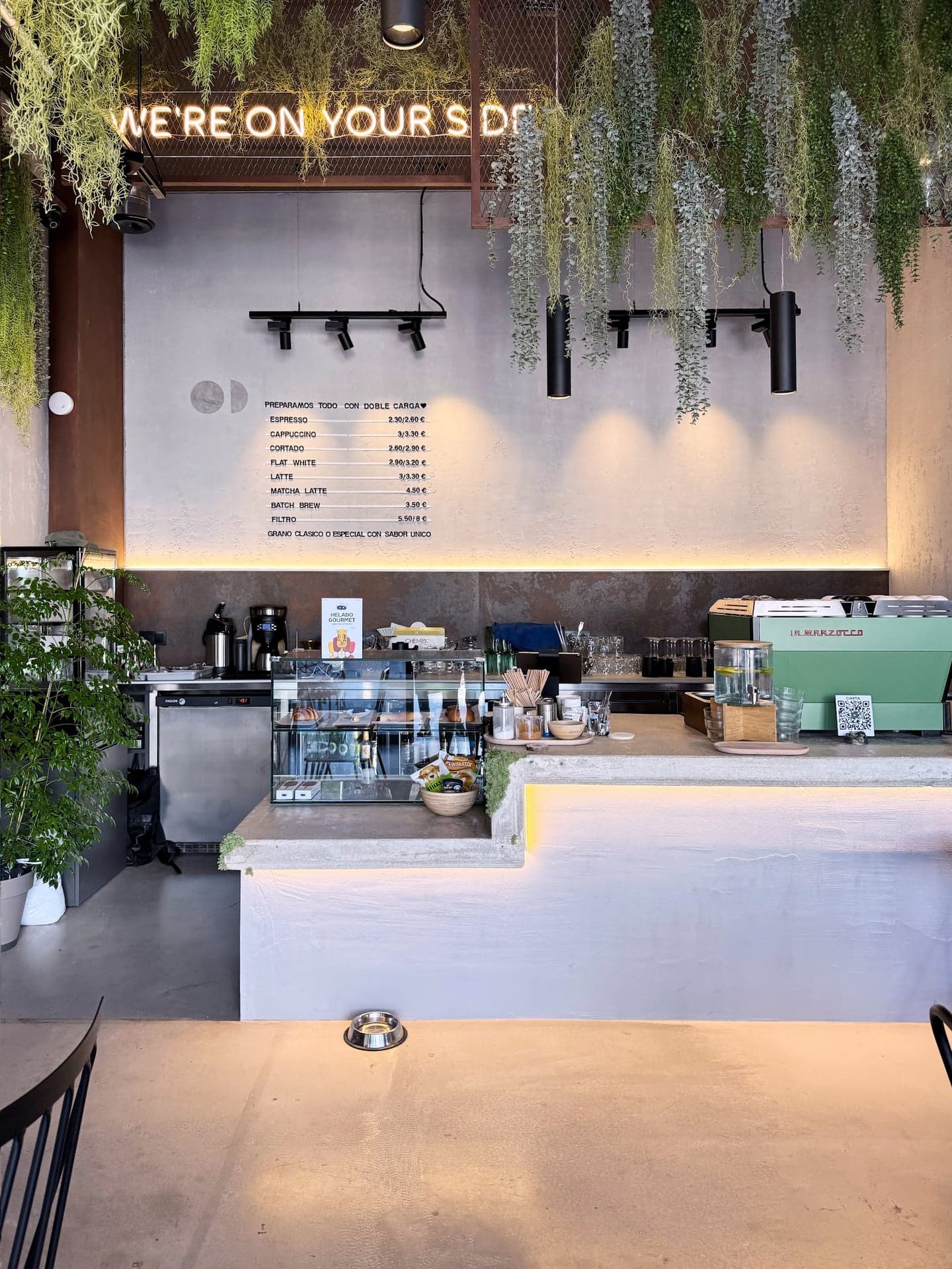 HAVEN Café de especialidad y cocina interior