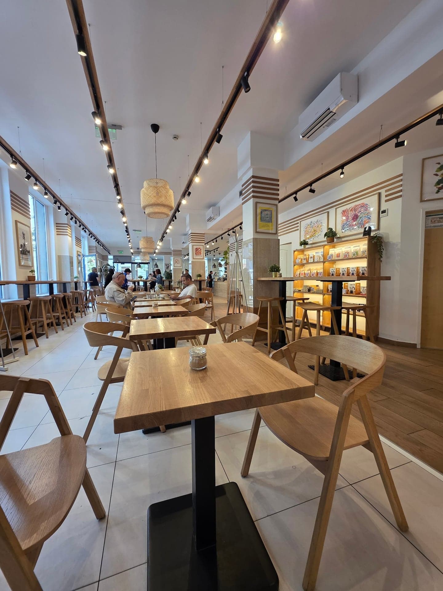 Photo of Madal Cafe - Specialty Coffee Shop - Kávézó