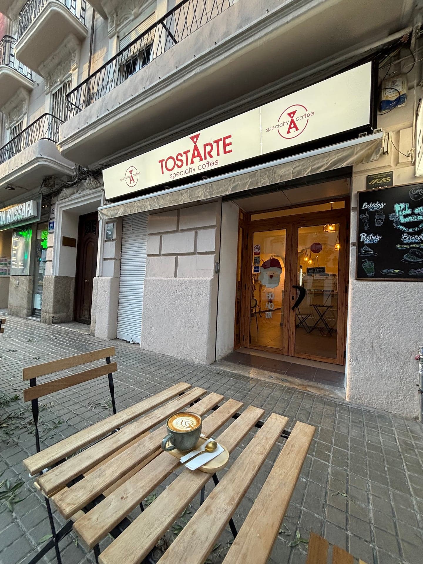 Tostarte Specialty Coffee - Café de especialidad & Brunch interior