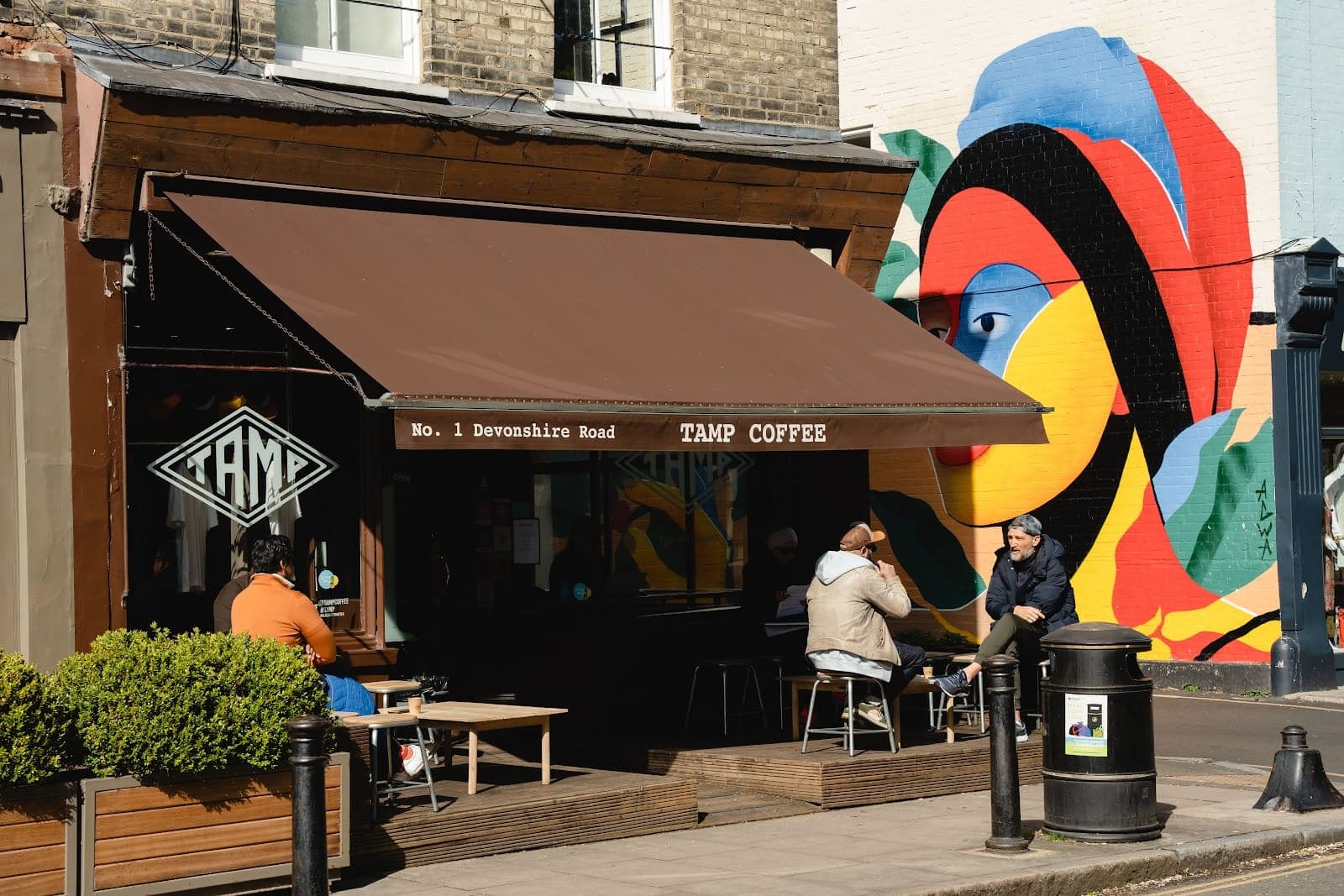 Tamp Coffee - Specialty Coffee Shop in Chiswick interior